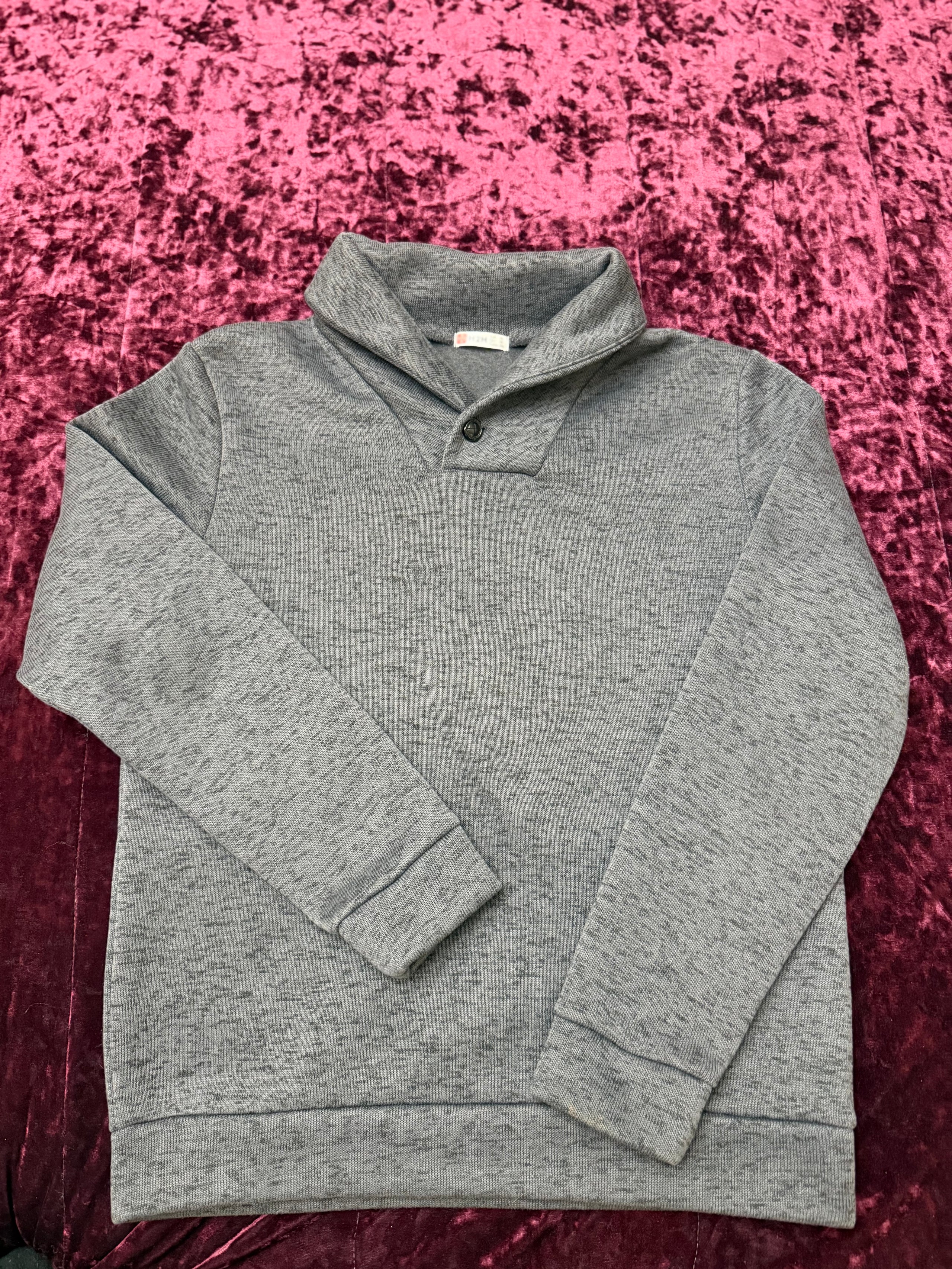 XL H2H Gray Cardigan Pullover.