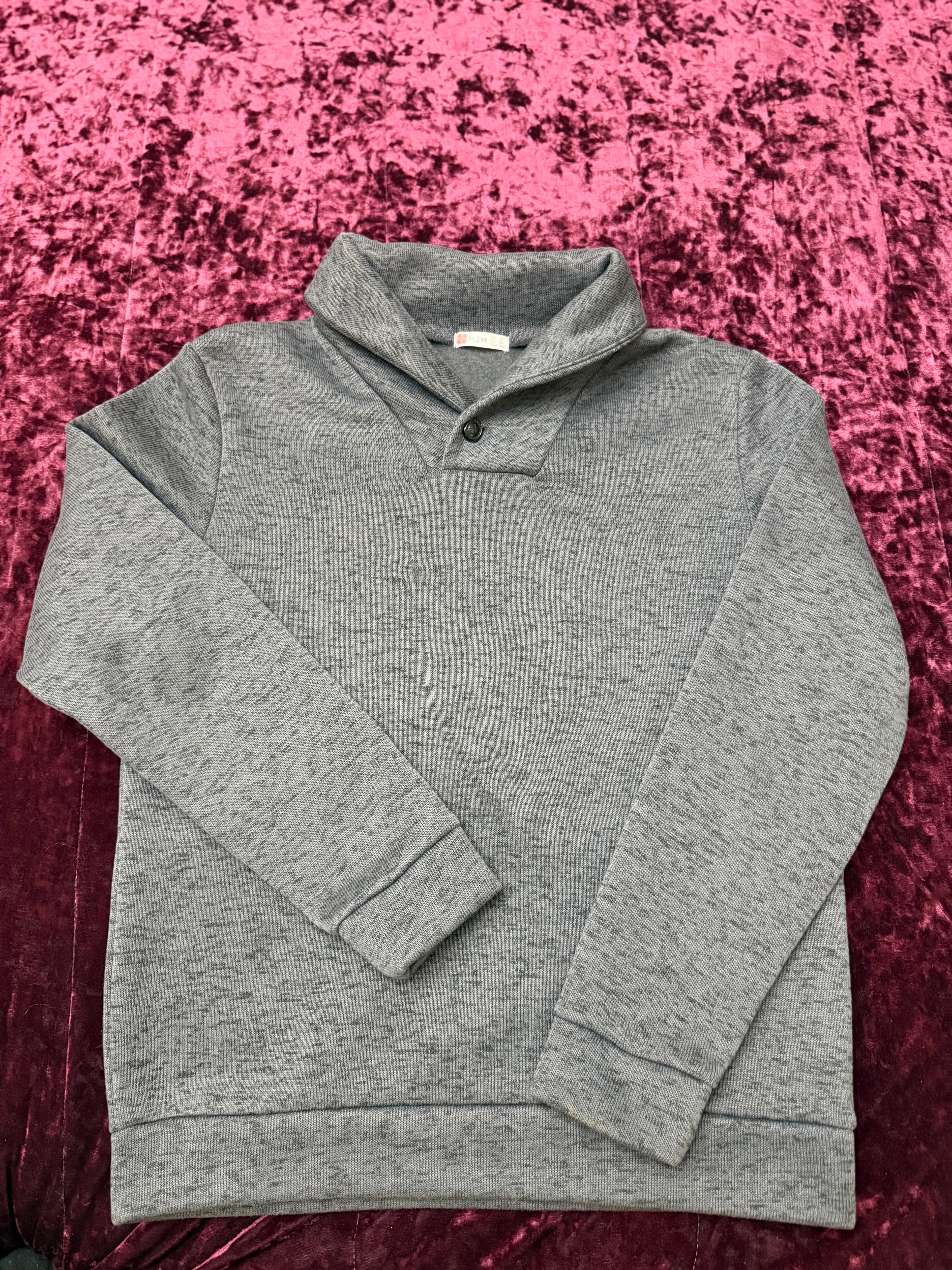 XL H2H Gray Cardigan Pullover.