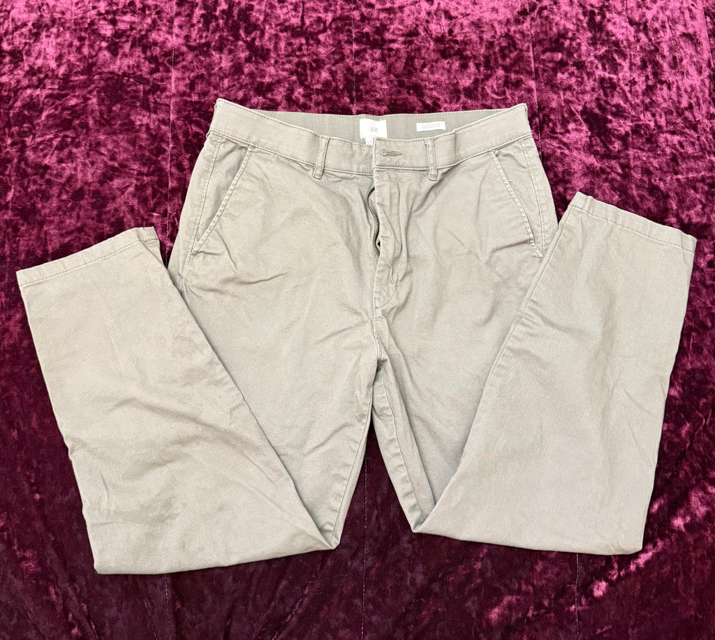 Olive H&M Khakis!