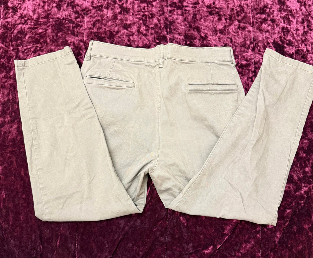 Olive H&M Khakis!