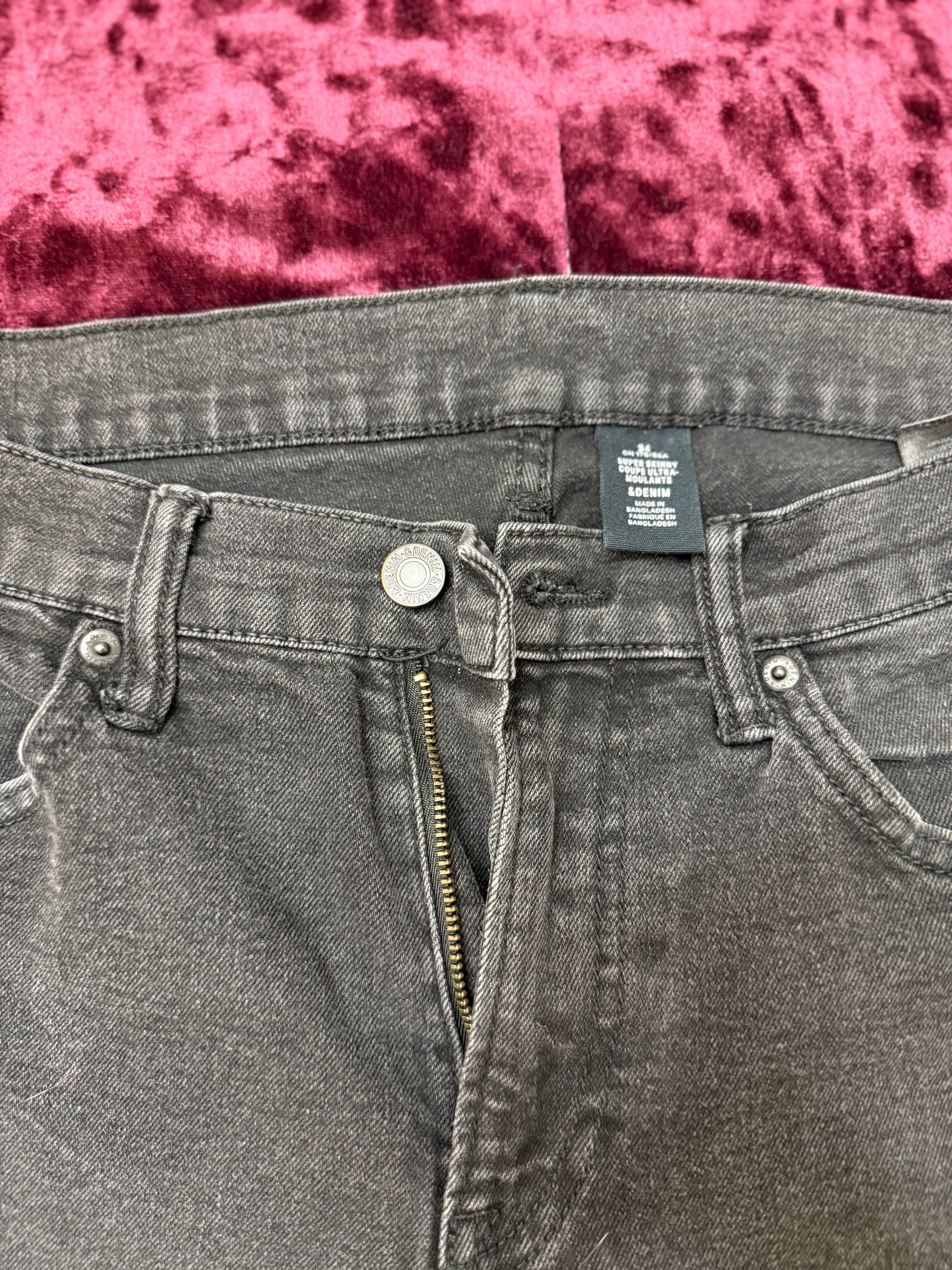 Faded Black H&M Jeans!